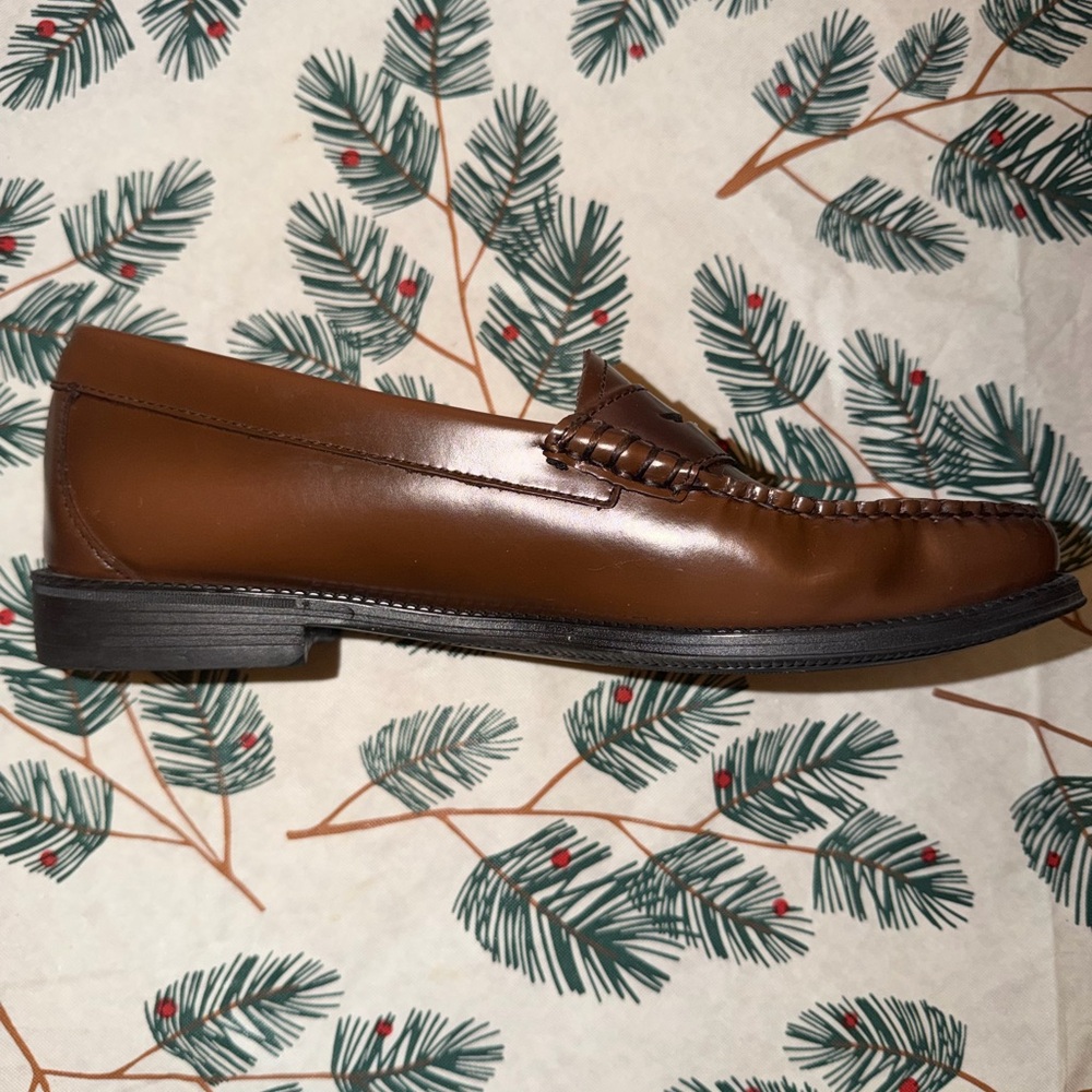 G.H. Bass & Co. Rich Brown Leather Loafers - Picture 5 of 5